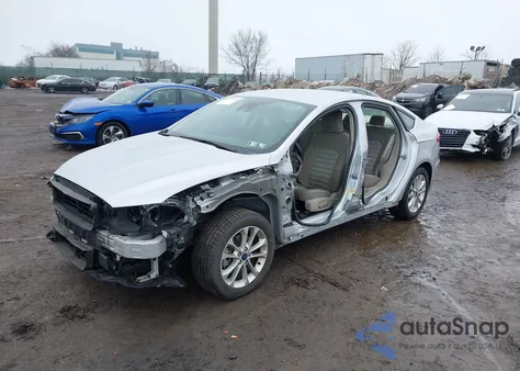 2019 Ford Fusion Se z USA, uszkodzony, nr VIN 3FA6P0H74KR218734